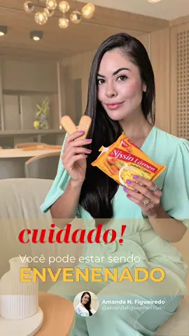 🔥 CONHECE ALGUÉM QUE ADORA COMER UMA BOLACHA MAISENA? BORA MELHORAR. De acordo com o 3º volume do “TEM VENENO NESSE PACOTE” mostrou que vários alimentos da mesa do brasileiro estão contaminados com substâncias provavelmente cancerígenas. O principal deles e muito encontrado é o GLIFOSATO. Um herbicida que tem um belo poder de causar uma desregulação endócrino e danificar sua membrana intestinal, modulando seus hormônios e sistema imunológico. Comer uma vez ou outra, não te dar tanto problema, pois nosso corpo sabe lidar com aquilo que faz mal. A preocupação é a rotina. É comer diariamente esses alimentos. Se cuida e cuide de quem você ama. #nutrition #saude #nutri #alerta #biscoito #bolacha #saúde #hospital #dieta