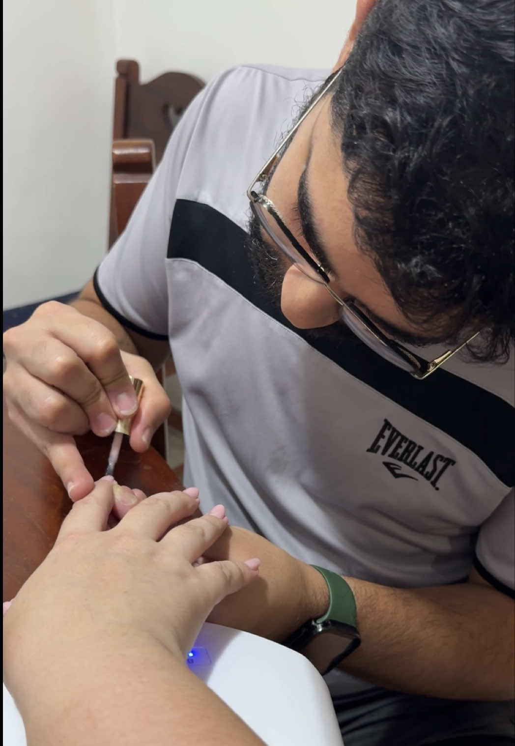 El juraba.. JAJAJAJ😅 Ya saben chicas aprendan ustedes pa que les enseñen a ellos😌😌 #nails #uñas #nailstyle #nailsaddict #cleannails #nailsclean #noviomanicurista #relationshipgoals #relationships #nailart #viral #fyp @David Trejo 