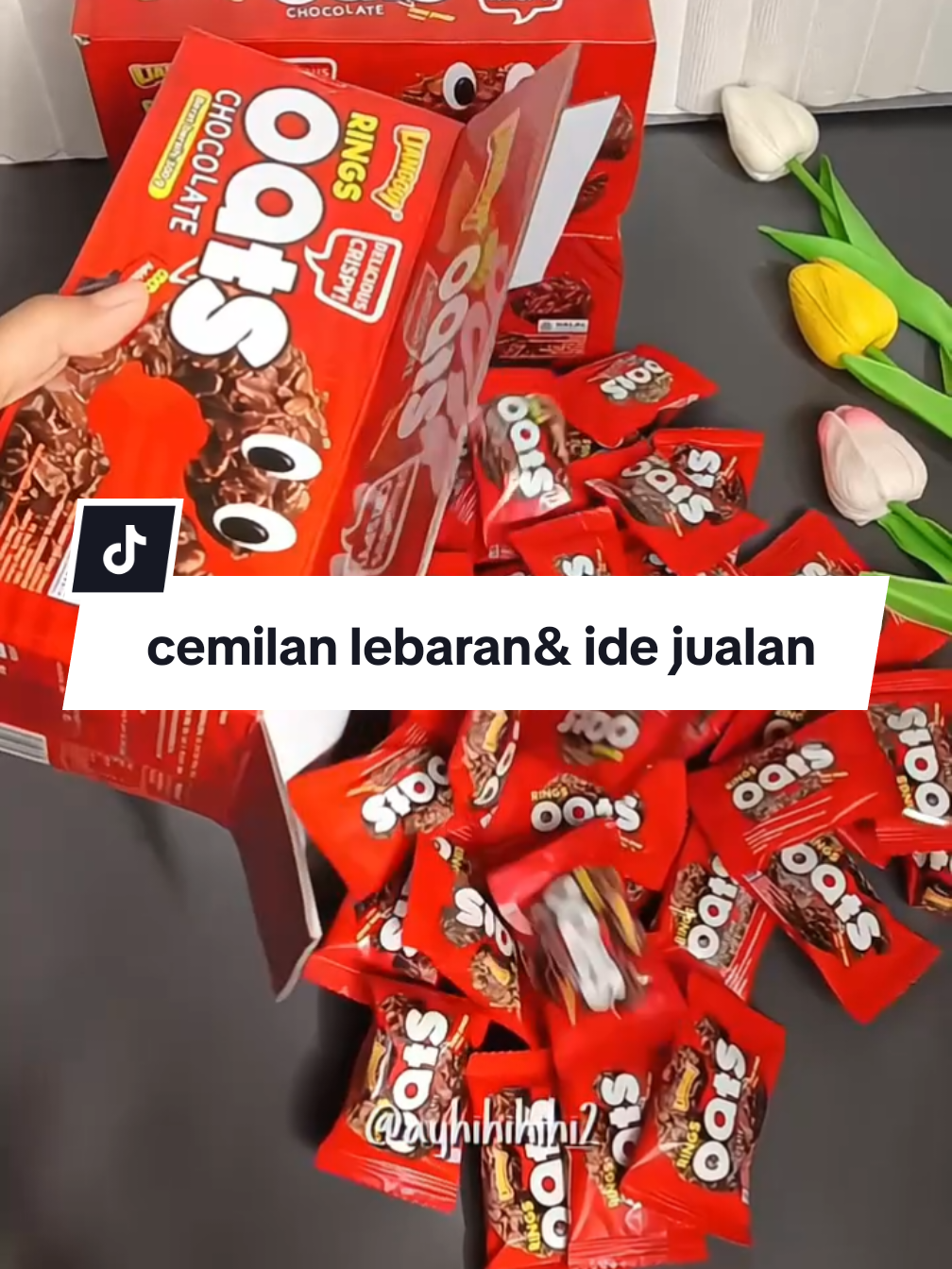 rekomendasi cemilan lebaran nanti, isinya banyak dan enak klodi jual di warung juga pasti cepet banget abisnya #oatschocolate #oats @lianggui_official #idejulan #idelebaran #ramadhanekstraseru 
