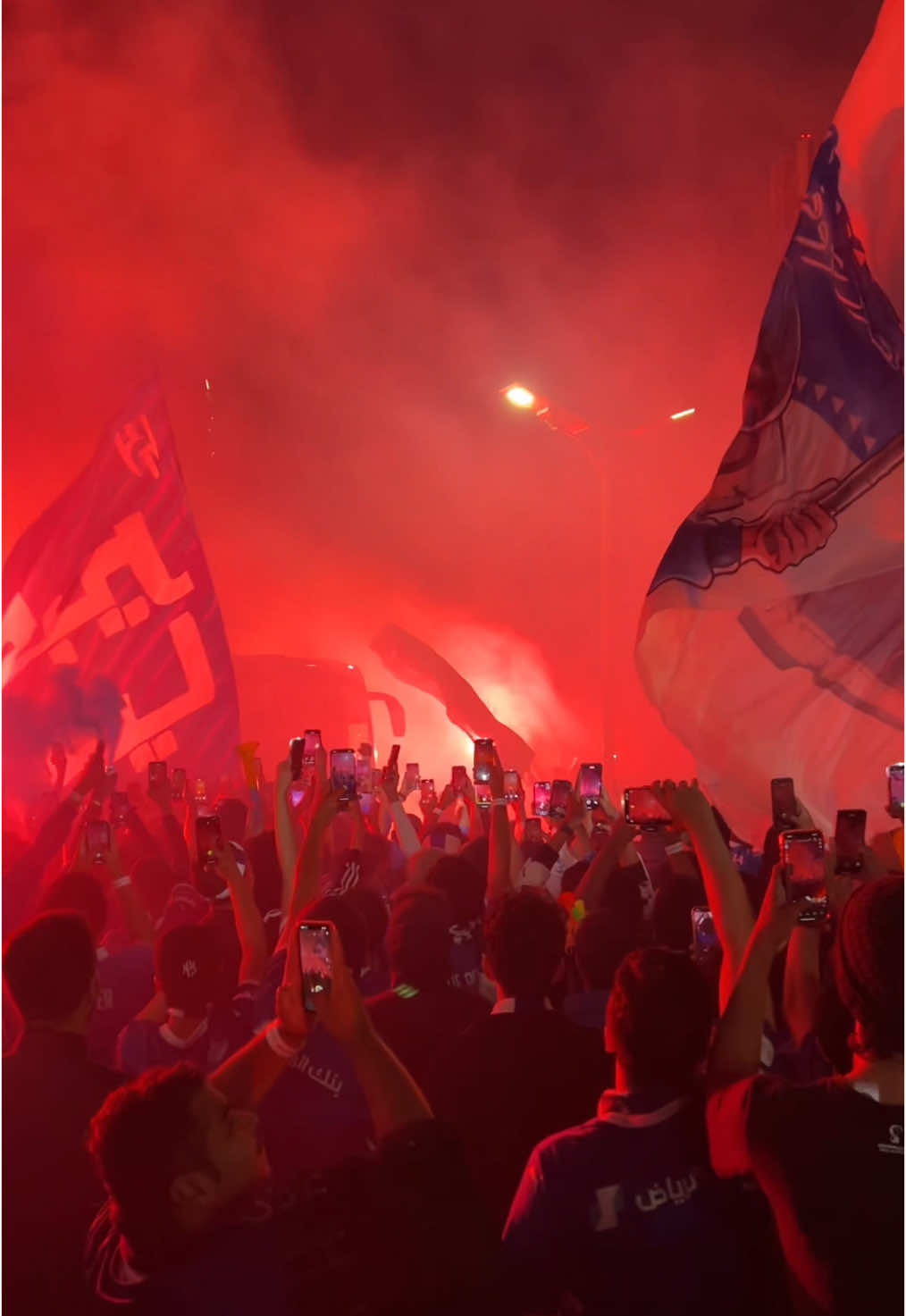 استقبال لاعبين الهلال 🥶🔥🔥  #القوة_الزرقاء #الهلال #الهلال_باختاكور #alhilal #fyp 