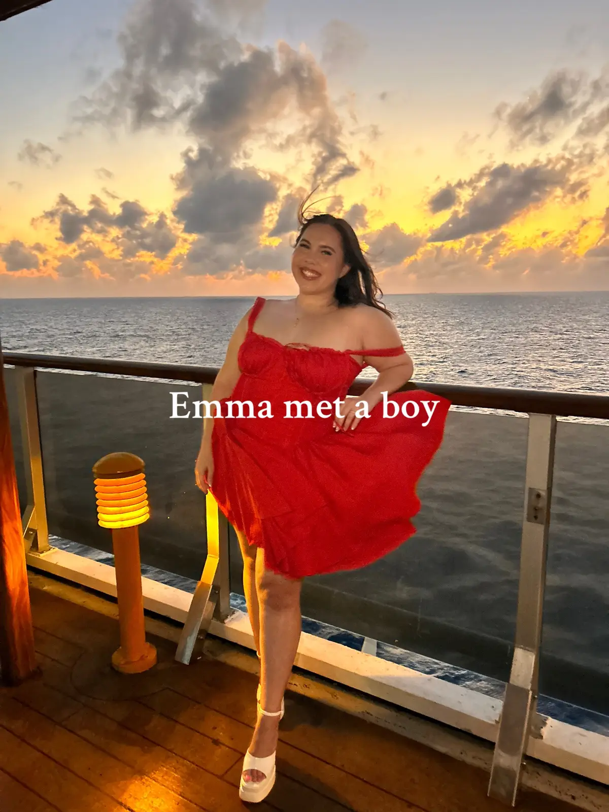 Crying 🥹🥹🥹🥹 #taylorswift #whenemmafallsinlove #cries #Love #longdistancerelationship 