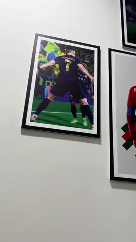 Cr7 không chỉ là Huyền Thoại, mà còn là niềm cảm hứng, là tấm gương của ý trí, của sự nỗ lực💪🏻 siuuuuu.....💪🏻💪🏻💪🏻 