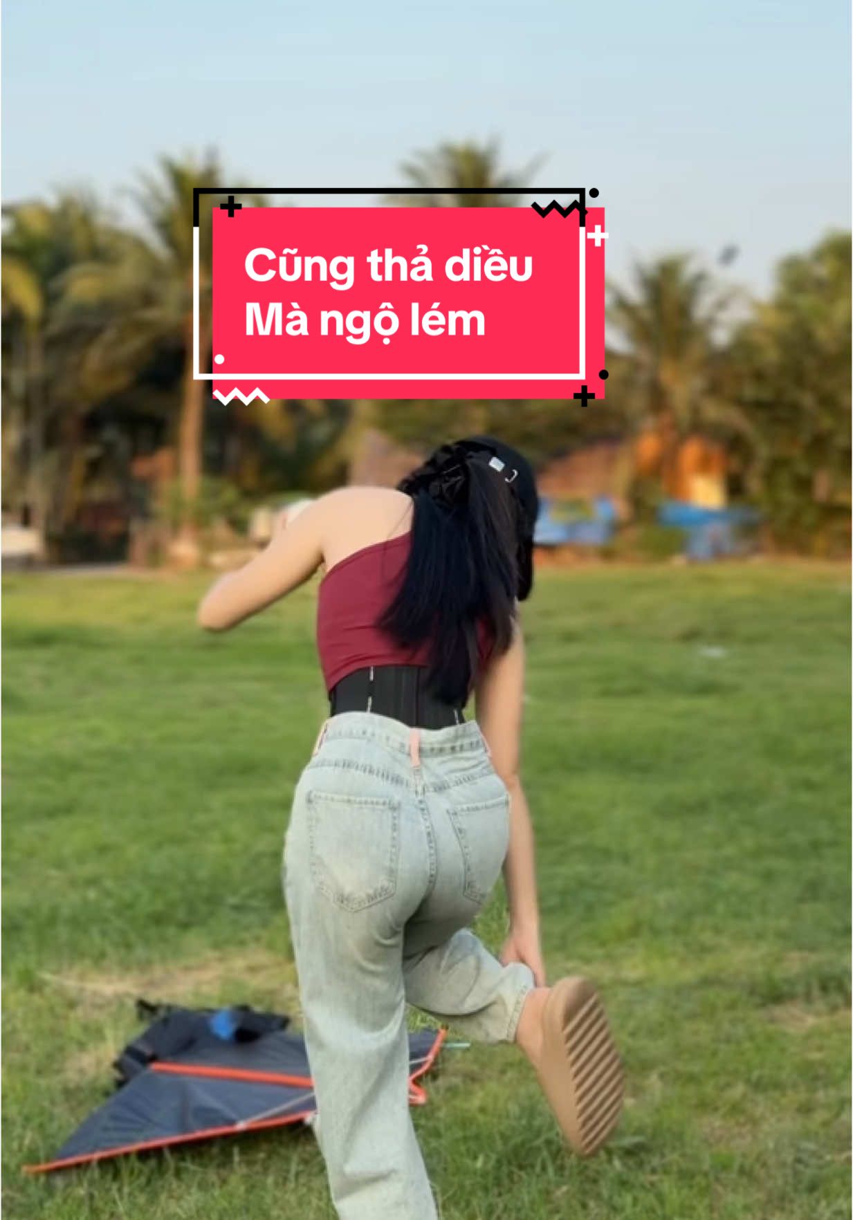 Đeo nịt cho bớt ăn hàng,mà sao đeo vô ăn còn quá chaaaaaa nữa nè,được cái ăn nhiều bụng cũng ok k toaaa hehehe #dainitbung #votranglatex #xuhuongtiktok  