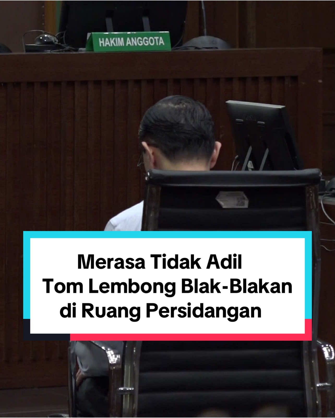 Tom Lembong Blak-Blakan di Ruang Persidangan. Ia mempertanyakan kenapa hanya dirinya yang dijadikan sebagai tersangka dan terdakwa?  Padahal Sprindik Kejaksaan menyebutkan interval waktu (tempus) penanganan kasus impor gula dari tahun 2015-2025.  Sementara Tom Lembong hanya menjabat sebagai Menteri Perdagangan selama satu tahun (2015-2016) ______  #tomlembong #thomaslembong  #kasusimporgula #kejaksaanagung #tipikor #pnjakartapusat  #hukumperubahan #memperjuangkankeadilandankebenaran  #bebaskantomlembong #justicefortomlembong 