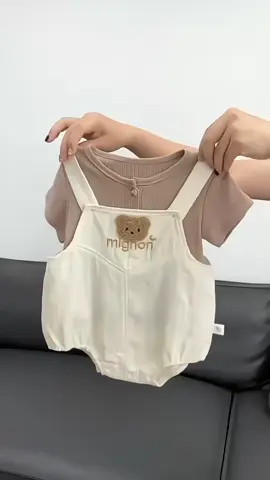 Set bộ bodysuit cho bé yêu mùa hè năm nay cực hot hit mấy Mom ơi #mehuyenbimsua #muataitiktok #xuhuong #kid #thoitrangmuahe #bodysuit #bodychip #bodysuitchobe #bodysuitsosinh #mebimhiendai #sosinh #fyp #aoyemchobe 