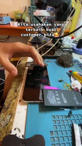 Ganti batrai iphone 11 done #servicehp #konterhandphone #tukangservicehp #teknisihp #serviceiphone #serviceiphonelampung 
