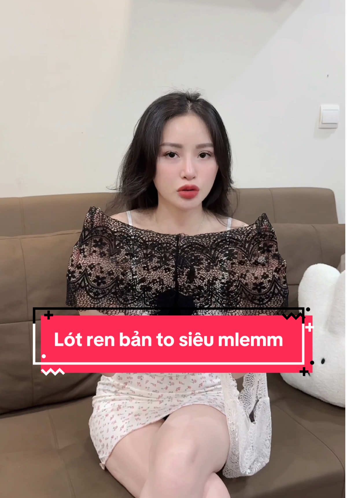 Mặc lên đẹp mà sexy đỉnh mấy bà ơiiii. Tin e điiii. Ực ực luôn 😝😝