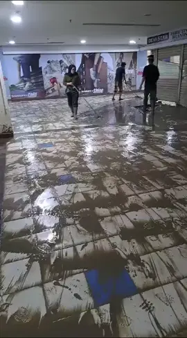 rabu 12 maret 2025, kondisi setelah seminggu banjir #fyp #reels #viral #banjirbekasi #megabekasihypermall 