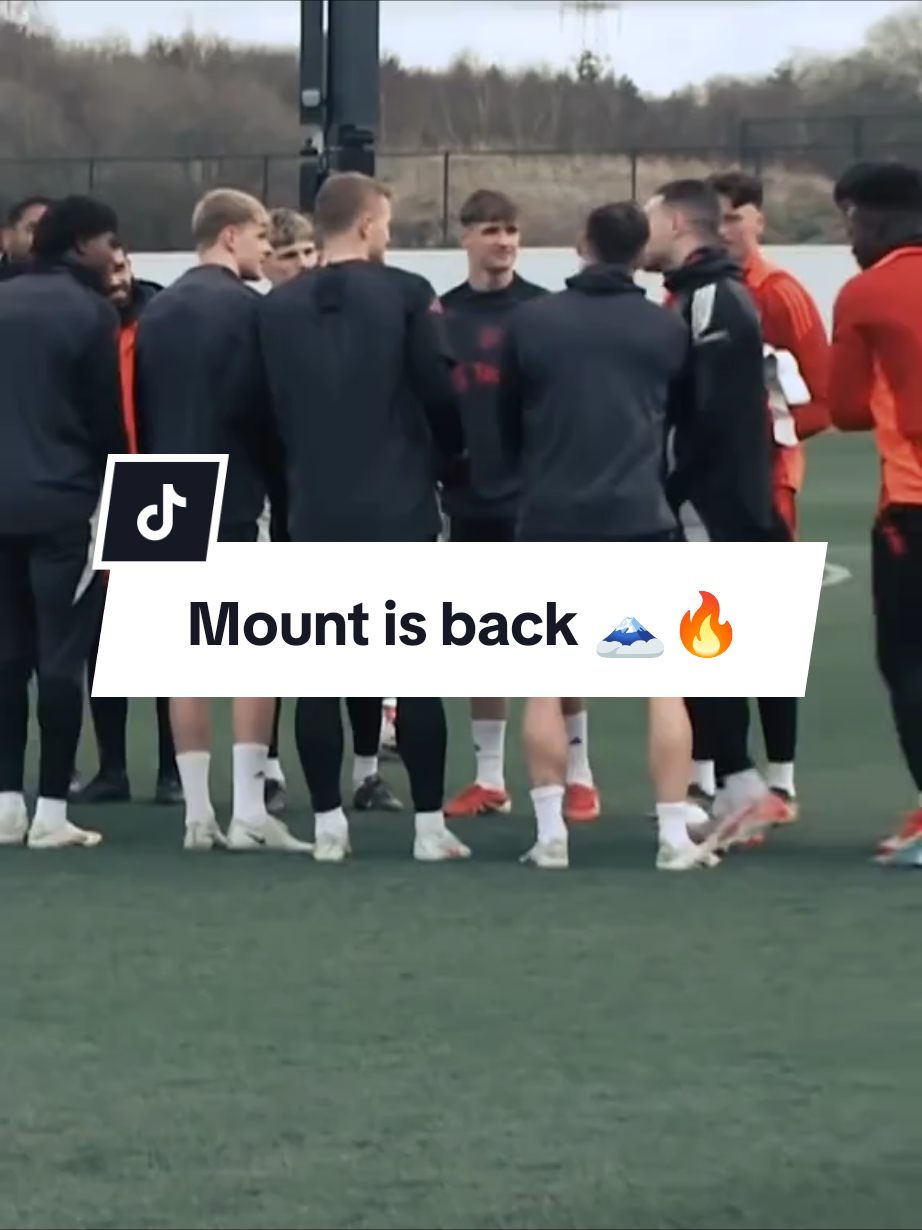 Mason Mount telah berlatih kembali bersama tim utama 🗻🔥 #manchesterunited #masonmount #football #fypfootball #tiktokfootball #ggmu #manutd 