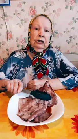 Бабушка Маша
