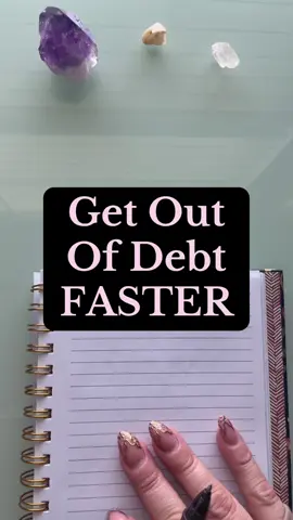 Get out of debt faster using the snowball or avalanche method! I used the snowball method to pay off my $10k+ debt in a year. #debtfreejourney #debtpayoff #debtfreecommunity #debtfree #debtfreetips #debtsnowball #creditcarddebtfree #howtopayoffdebt 