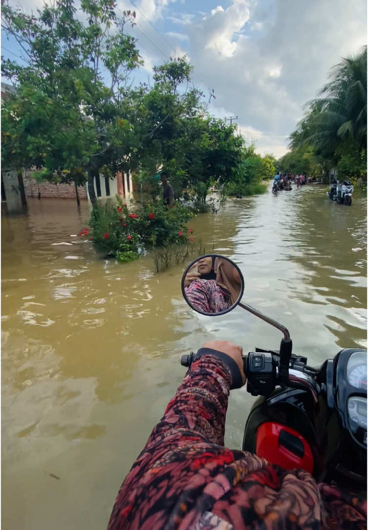 Huhu🥹 #4upageシ #banjir #jambipride #batanghari 