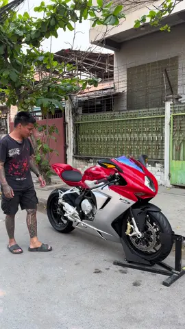 MV agusta F3 675#မိတ်ဆွေတို့ရဲ့ယုံကြည်မူကိုအလေးထားပါတယ် #🙏🙏🙏 #09797543318 #Bully_Moto_Bike_House #၃၉လမ်း၈၁_၈၂ကြား #Mandalay #fyppppppppppppppppppppppp 