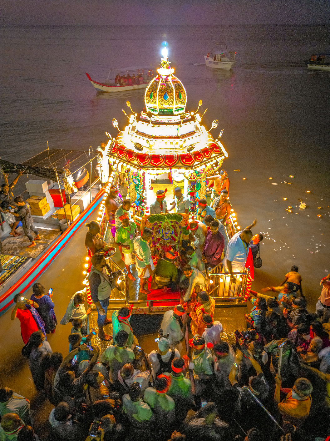 Masimagam Teppa Thiruvizha, Penang 2025 #masimagam #masimagamfestival #teppathiruvizha #teppathiruvizha2025 #srisingamugakaliammamtempletelukbahang #telukbahang #penang #penangisland #floatingchariot #festival #penangview #penangfestival #photooftheday #visitpenang2025 #dji #djiglobal #djımini3pro #djimalaysia #dronevideography #dronelife #dronepilot #dronepenang #droneview #bhfyp #fypシ 