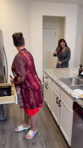 When Shayla thanks her momma for always being there for her! #kountrywayne #comedytiktok #jesus #comedian #videoviral #vairal