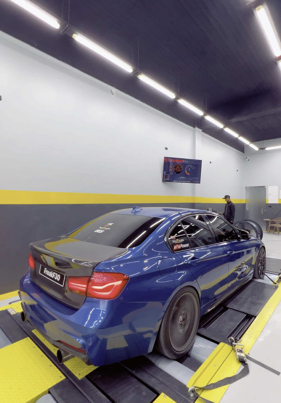 “More power,less guessıng. lock ın your dyno run!”  #dyno #bmwperformance  #bmwpower #bmwfan #f30 #egypt #bmwnation #ecutune #dynotest #dynotuning #tuning #inspectionandtesting 