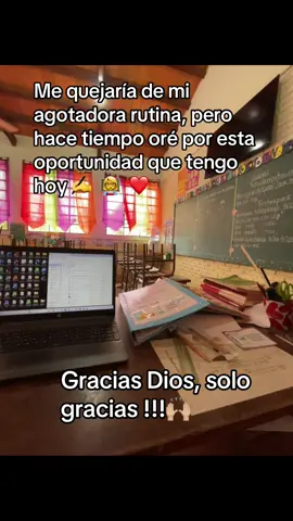 Maestra ❤️‍🩹 👩‍🏫 #maestra #flypシ #paratiiiiiiiiiiiiiiiiiiiiiiiiiiiiiii #amorporlosniños🥰 #maestradeprimaria 🫶