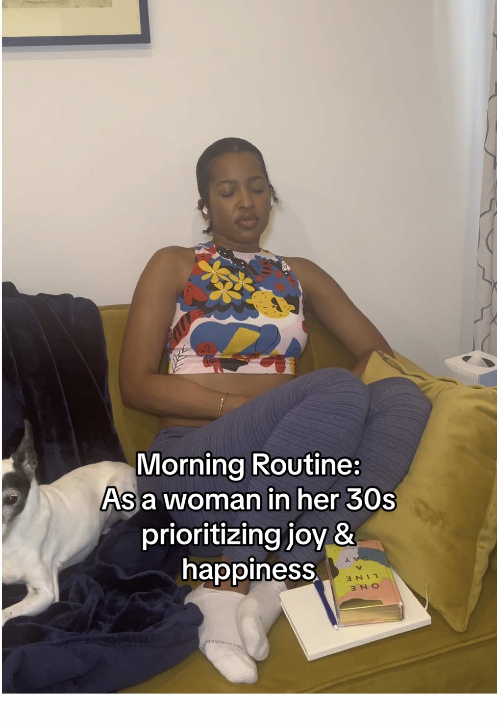 Today’s morning routine is dedicated to the people with yellow hearts 💛 #morningroutine #spendthemorningwithme #happiness #joy #lifeupdate #careerchange #figuringitout #9to5 