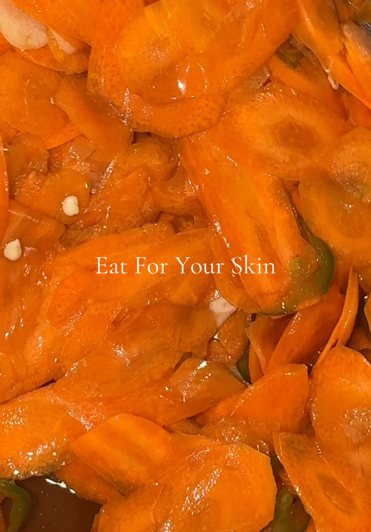 Let’s see that skin all summer ladies ☀️ #betacarotene #carrots #carrotsalad #vitamina #skincare #skincareroutine 