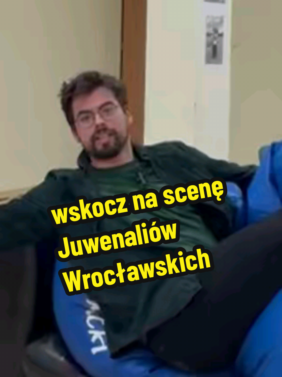 Zobacz jak wskoczyć na scenę Juwenaliów Wrocławskich 2025 Już teraz możesz stać się częścią lineup'u na juwenaliach, wystarczy, że do 23.03 wyślesz swoje zgłoszenie na: zgloszeniajuwestarter@gmail.com Jak to będzie dokładnie wyglądać?  Spieszymy z odpowiedzią:  🔶1. Etap – zgłoszenia (do 23.03.2025) 📩 Wysyłasz nam swoje demo (mp4, do 5 minut) na zgloszeniajuwestarter@gmail.com Jury wybierze 5 zespołów, które przejdą dalej. 🔶2. Etap – koncert finałowy (3.04.2025, 18:00, Hard Rock Cafe) 🔥 5 najlepszych zespołów wystąpi na żywo przed jury: Każdy zespół zaprezentuje 2 utwory o łącznym czasie do 9 minut. *Instrumenty we własnym zakresie. 💥 To Twoja szansa, by zagrać na wielkiej scenie! Gotowi, aby zawalczyć o marzenia? 🎶 Regulamin wydarzenie znajdziecie na Facebooku Juwenaliów Wrocławskich  #juwenalia #wrocław #juwenaliawroclawskie #wroclaw #muzyka #t5m 