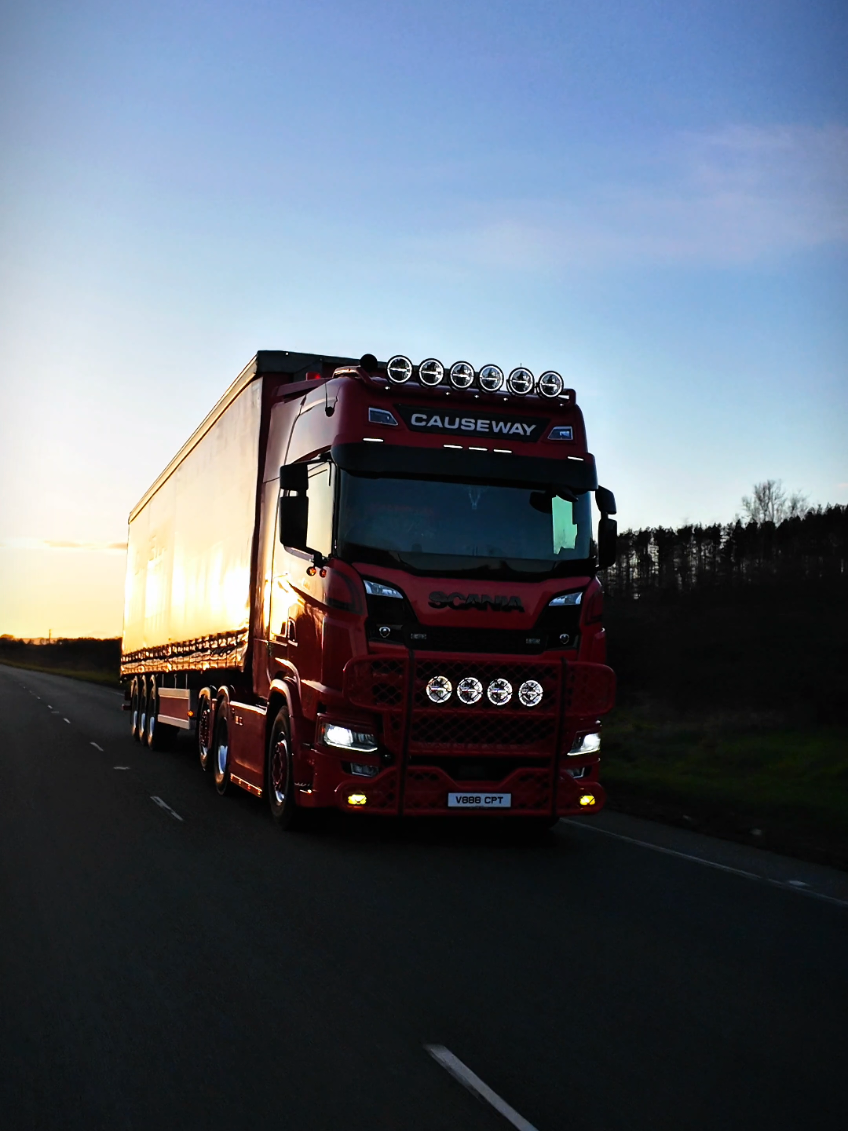 Causeway V8 🤠 #scania #v8 #fyp #onlywayistrucking  @Ben Bartlett 