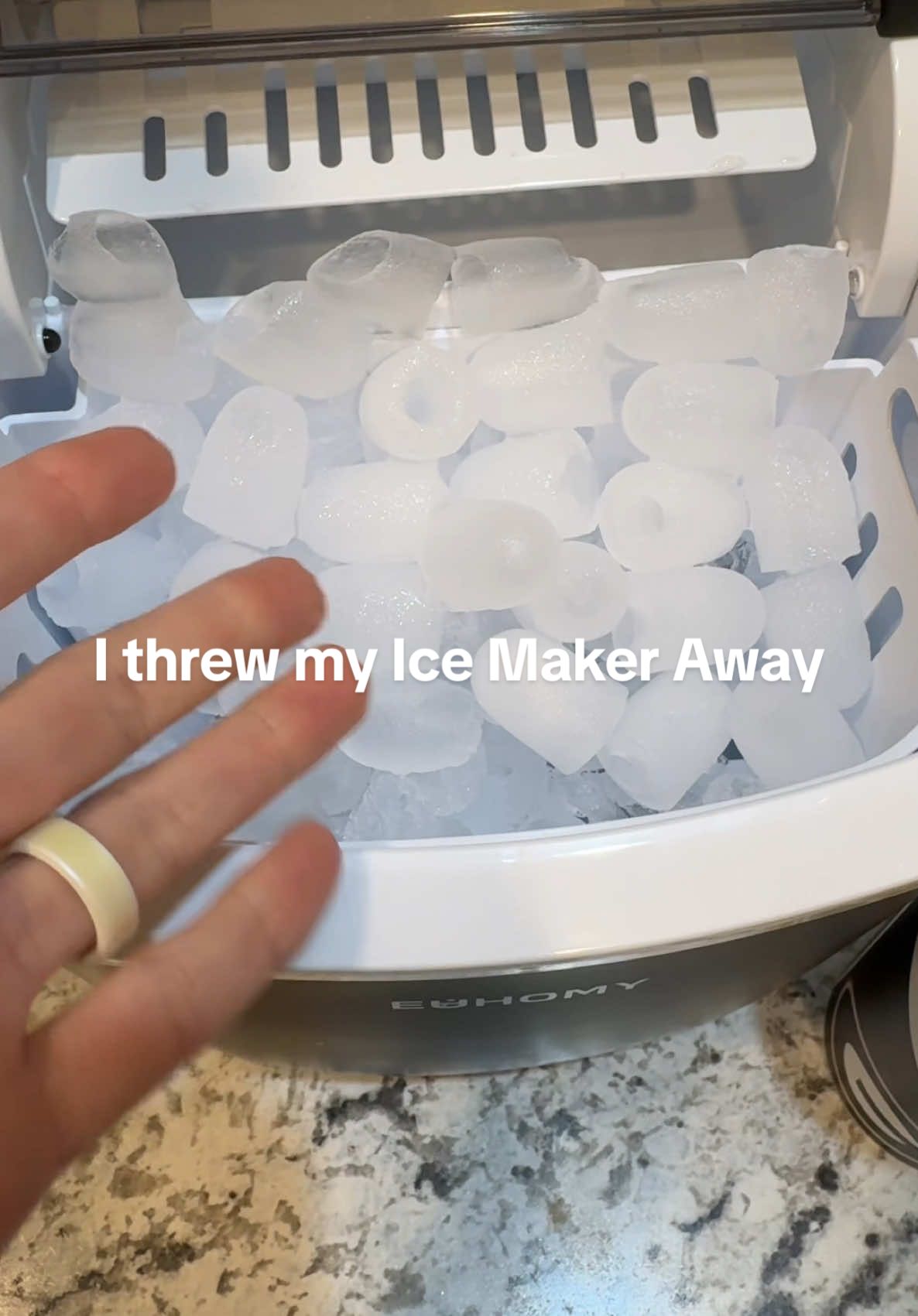 I threw my ice maker away…. #portableicemaker #countertopicemaker #icemaker #bulletice #euhomy @Euhomy_US 