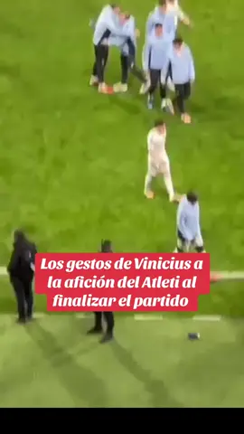 Vinicius se va entre gestos despectivos y aspavientos del terreno de juego #EuroDerbiEnAs #diarioas #realmadrid #vinicius #deportesentiktok 