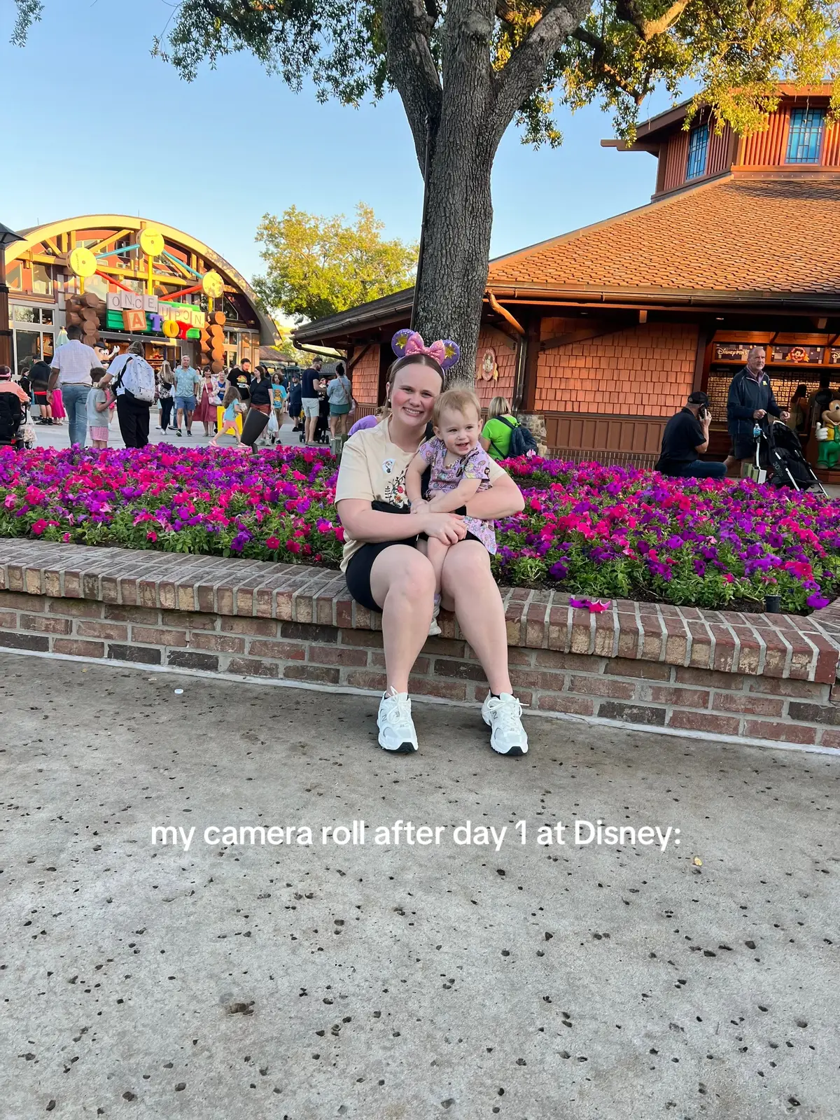 a great first day full of memories and tired eyes🥰 #disneyworld #disney #disneytrip #disneyvacation #disneyworldtips #memories #cameraroll 