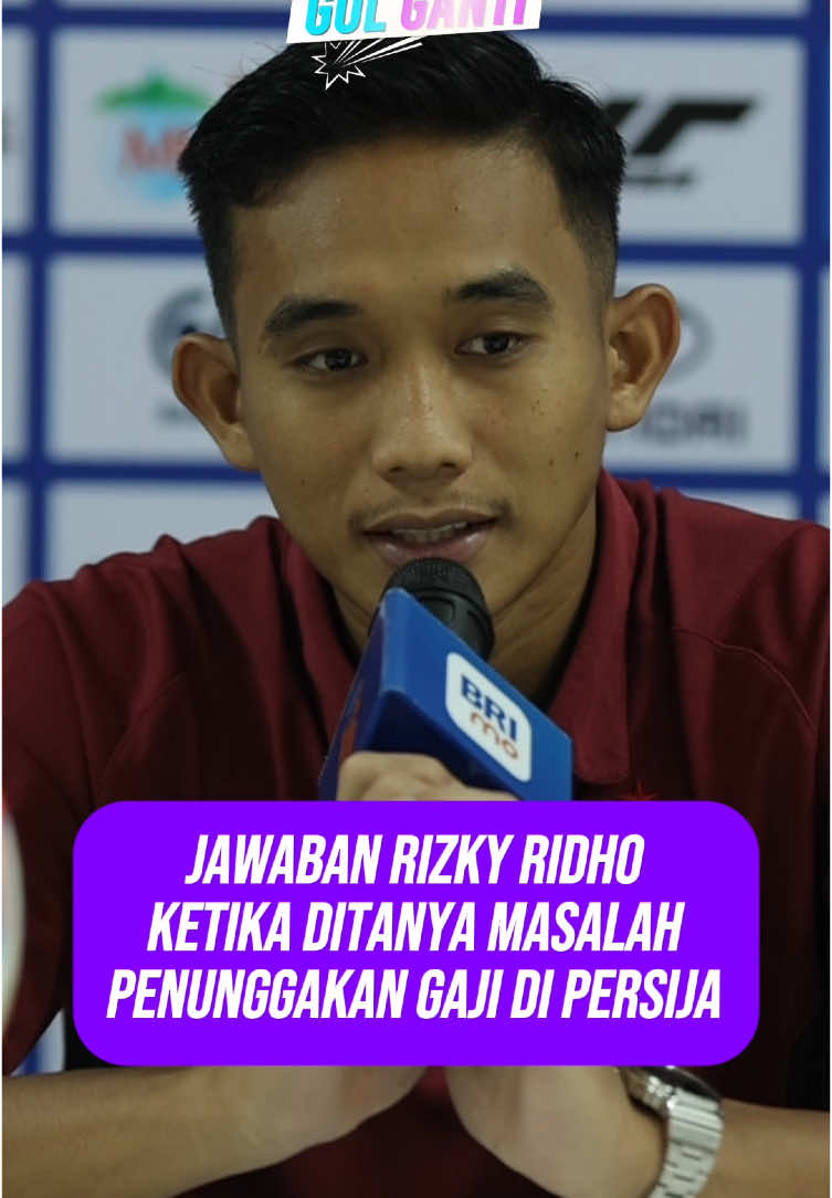 Jawaban Rizky Ridho ketika ditanya masalah penunggakan gaji di Persija Jakarta. #persija #persijajakarta #rizkyridho 