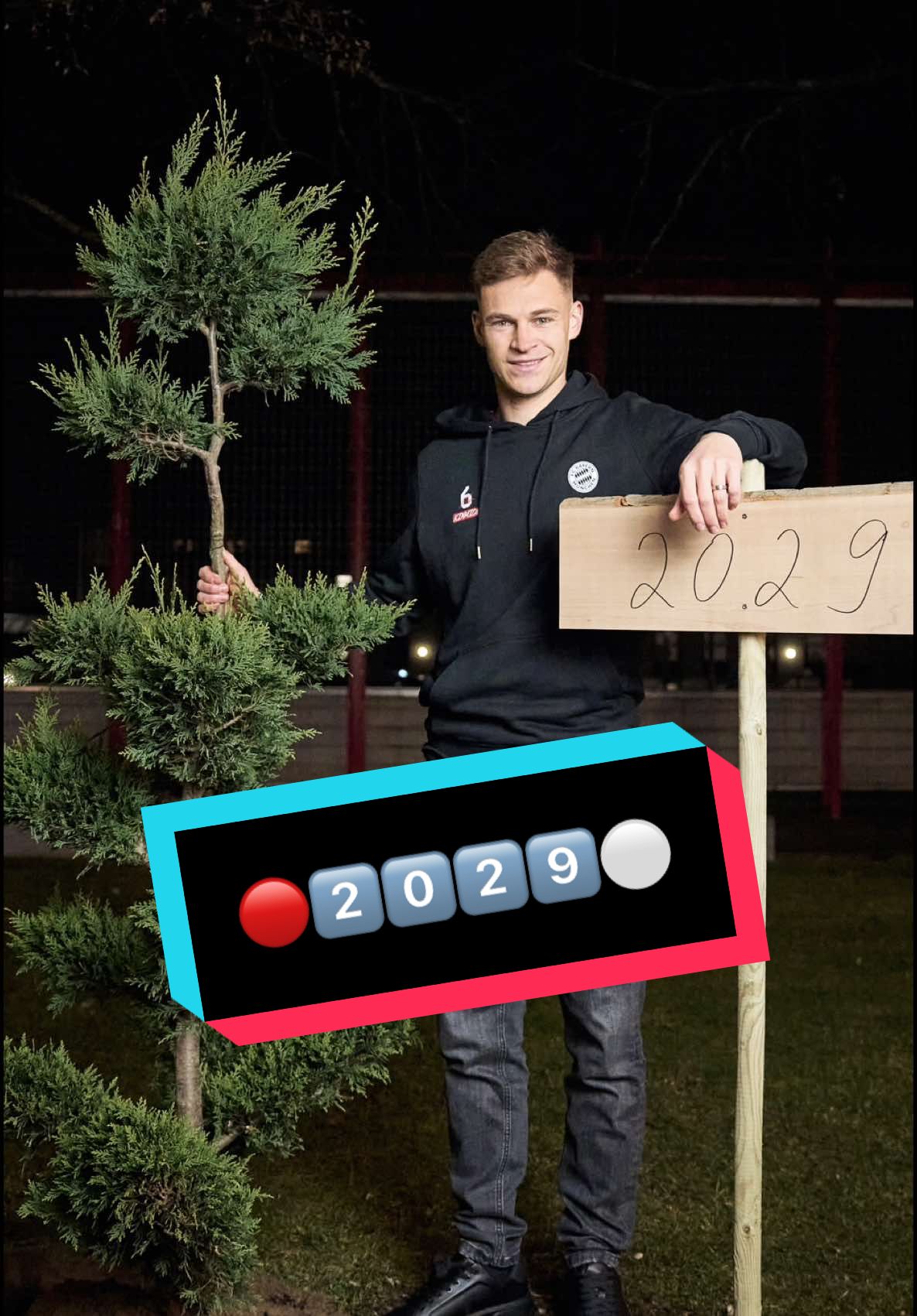 Rooted in Munich and here to stay. 🌳 #Kimmich2029