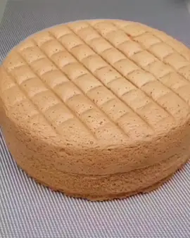 Vanilla Sponge Cake 🍰 preparation take a bowl fresh milk 40ml vegetable oil 40ml mix well on a separate bowl egg yolks 4 pinch of salt mix well take a bowl egg whites 4 pinch of salt mix well sugar 120g vanila powder 15g mix the vanilla and the sugar add the sugar in 3 portions on the egg whites mix well add the egg yolks mix well sift cake flour 120g baking powder 5g mix gently  add little dough in the milk and oil bowl stir well  add the milk into the dough stir well cake form 18cm baking paper Bake in a preheated oven 170C 40 to 45min depends on the oven #sweet #cake #Recipe #fyp #balkan 