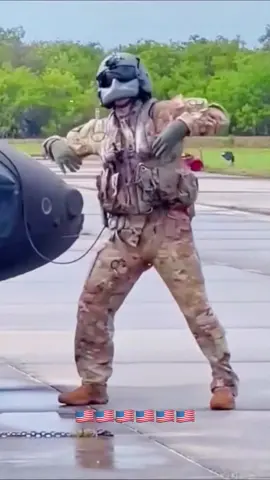 Strange Dance by American Flight Jet Ground Crew👍👍🫡🫡#navy #usa🇺🇸 #fighter #military #plane #airforce #tiktok #aviation #foryou 