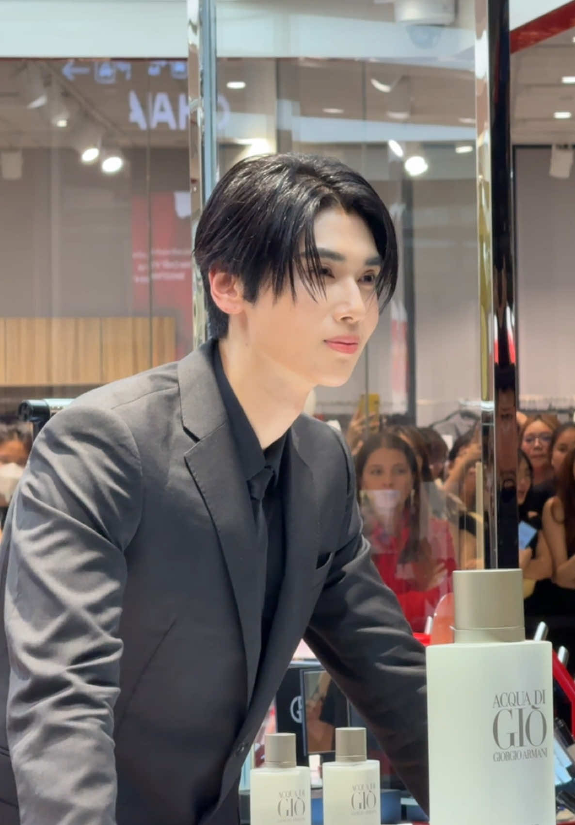 Ảnh đẹp trai, ảnh phát sáng, ảnh caoooo #dunknatachai #vietnam #cresentmall @dunknatachai 