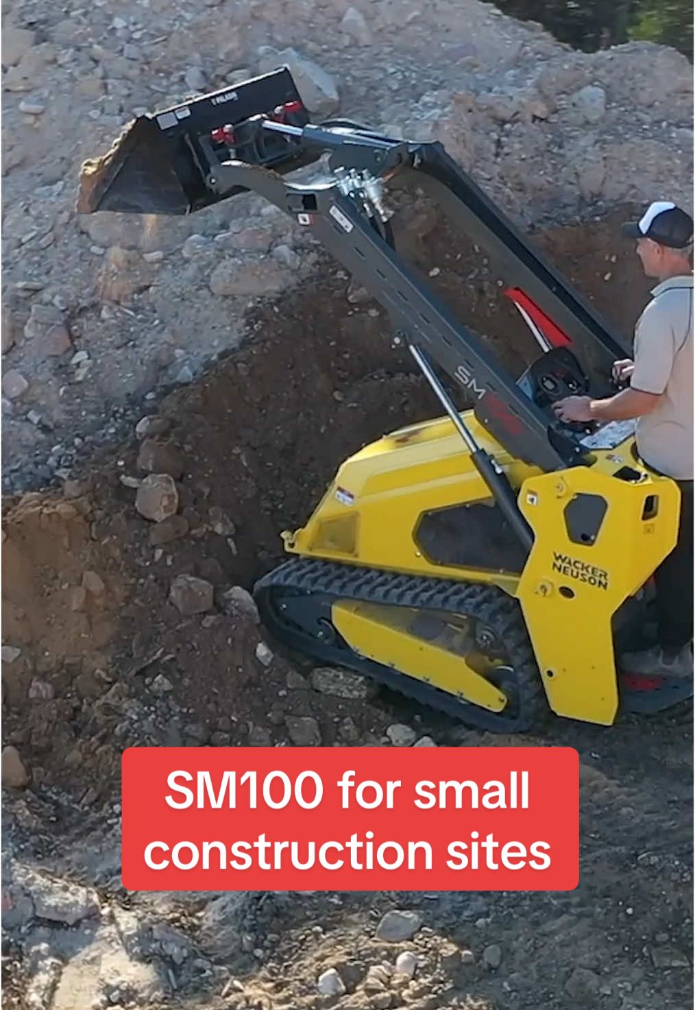 The perfect fit for landscape projects, light site work, grading and general material handling: Our utility track loader SM100. #wackerneuson #sm100 #miniloader