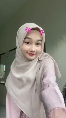 huhuu🌷✨#hana #hanaa #hanaedit #feelingbeatifulinhijab #foryoupage #beranda #fyp