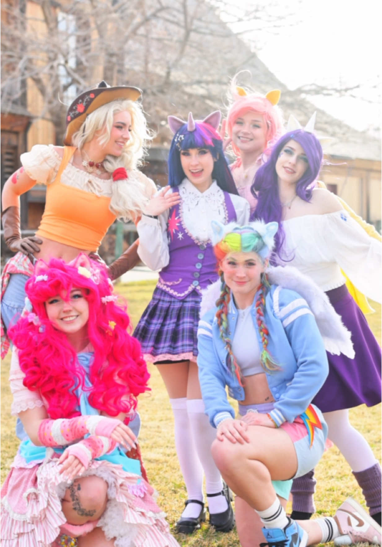 The girls are here! 💕🦄 It was SO windy, but we did it! 💪 Go check out their videos!: Rainbow Dash: @𝘈𝘵𝘩𝘦𝘯𝘢  Pinkie Pie: @Berry🐻🍓  Rarity: @Shay🦊  Applejack: @Halcybella  Fluttershy: @Jackie O  . Filmed by Bella’s Husband™️ . #mylittlepony #mylittleponycosplay #mylittleponyedit #cosplay #twighlightsparkle #rainbowdash #pinkiepie #applejack #rarity #fluttershy 