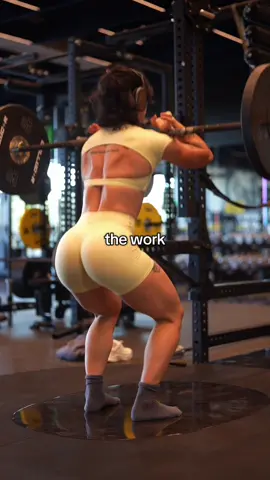 put in that work to see the results 🫡 train with me in b!0 #trainwithme #strengthtrainingforwomen #workoutplan #getresultswithme #fitnessmotivationdaily 