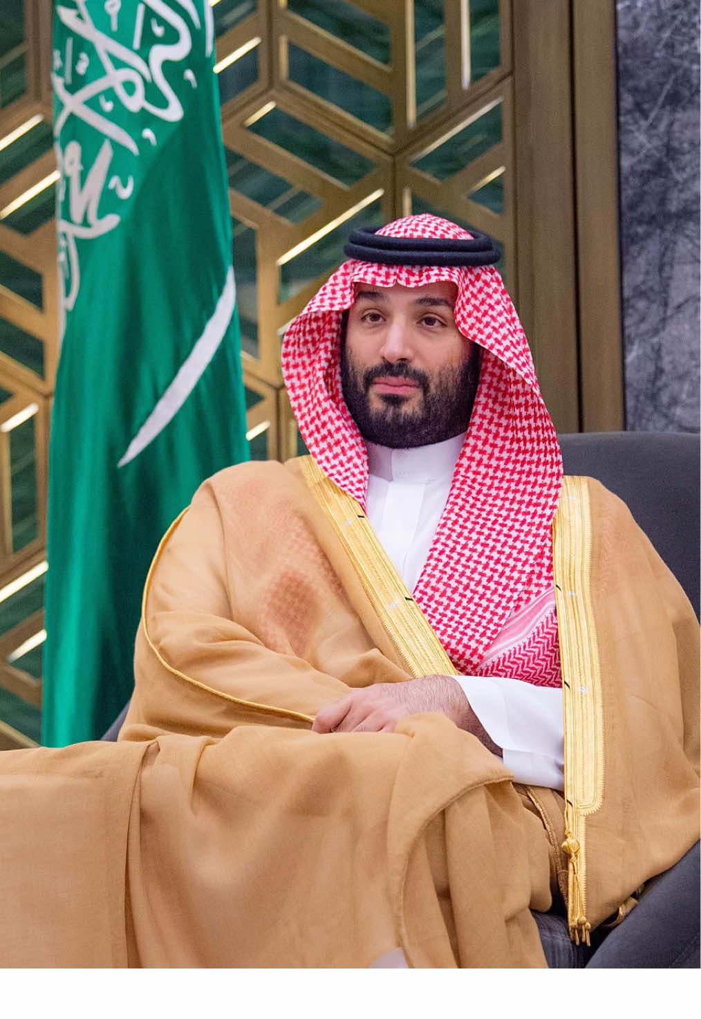 نيابة عن ⁧‫#خادم_الحرمين_الشريفين‬⁩.. ‏وأمام سمو ⁧‫#ولي_العهد‬⁩.. ‏السفراء المُعيّنون حديثًا لدى عدد من الدول الشقيقة والصديقة يؤدّون القَسَم.