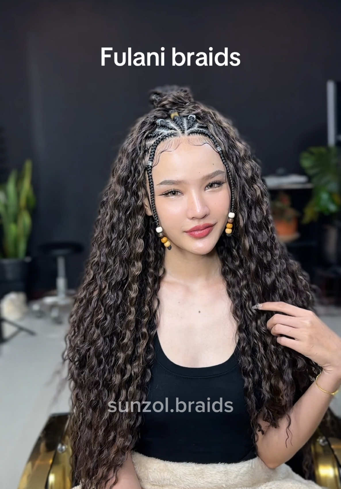 Fulani braids, she loves lots of curls ร้านตั้งอยู่ ชลบุรี พัทยา  จองคิวเท่านั้นนะคะ 🤍 #fulanibraids #bohobraids #ถักเปียพัทยา #ถักคอนโรล #ถักผมพัทยา #ถักเปียสายฝอ