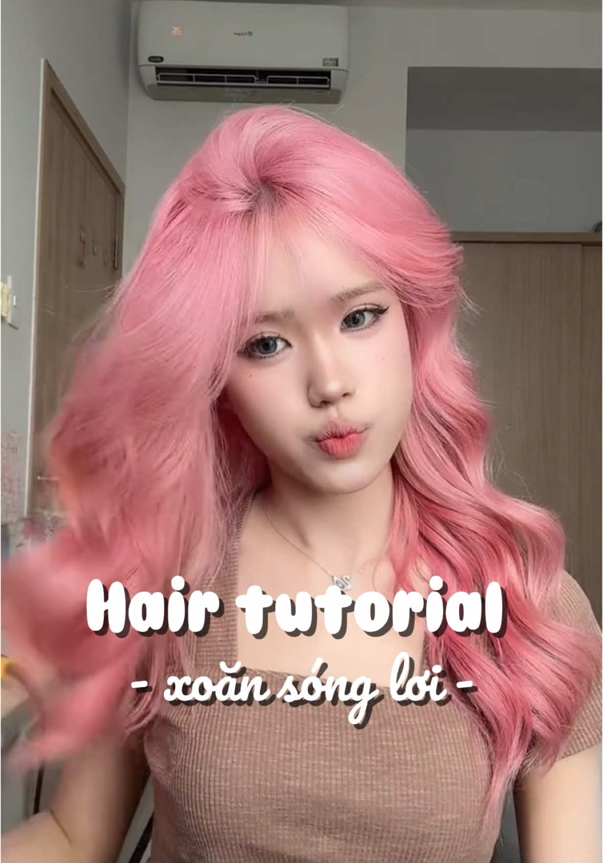 Hair tutorial tóc xoăn sóng lơi signature của tui!! Mn lưu lại nha. Tóc tui làm ở @chạm hair salon nhaaa #linhanh #hairtutorial #taokieutoc #mua 