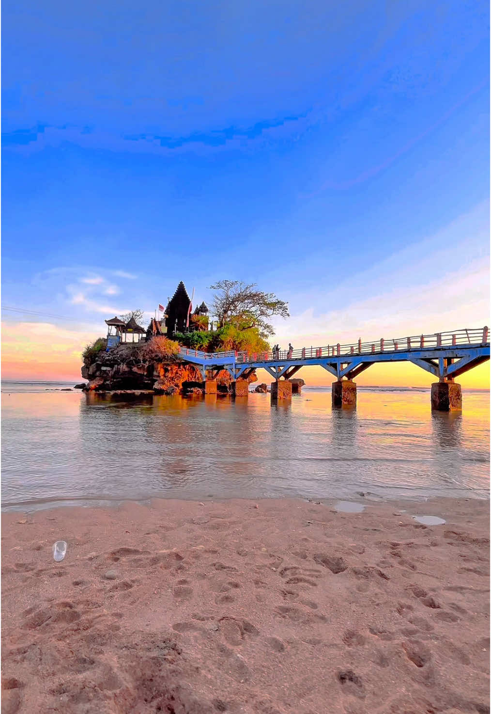 Pura Jagat Amerta Jati #balekambang #balekambangbeachmalang #malanghits #amazingmalang #sorotan #jatim #semua #JelajahRamadan #malangraya #Malang #PHDI #hindu #prapatanmesir🔥 