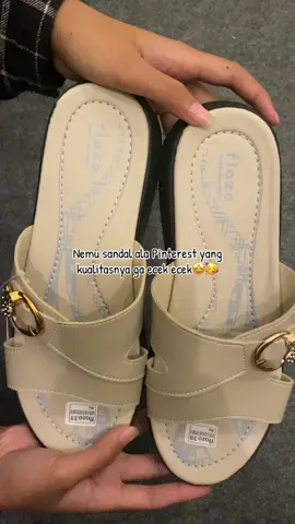 Sandal Ciwi Kekinian Ala Ala Pinters🤩🥳 #flazo#flazolive#sandalwanita#realpict#bestseller#ramadhanekstraseru#fyp 