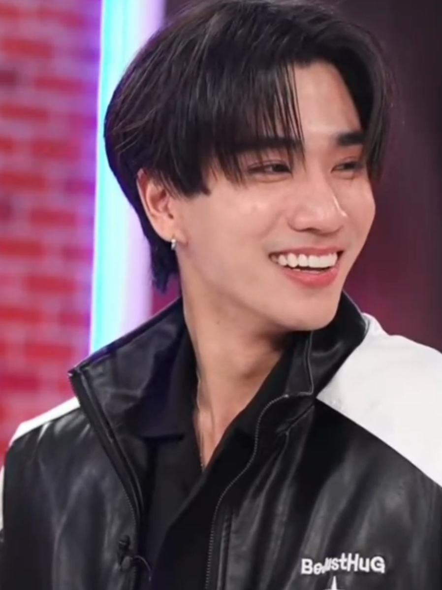 หนุ่มร็อคคนนี้พอจะมัดใจใครได้ไหมครับ #เพิร์ธ #เพิร์ธธนพนธ์ #perthppe #perthtanapon #kdppe #GMMTVLiveHouse 