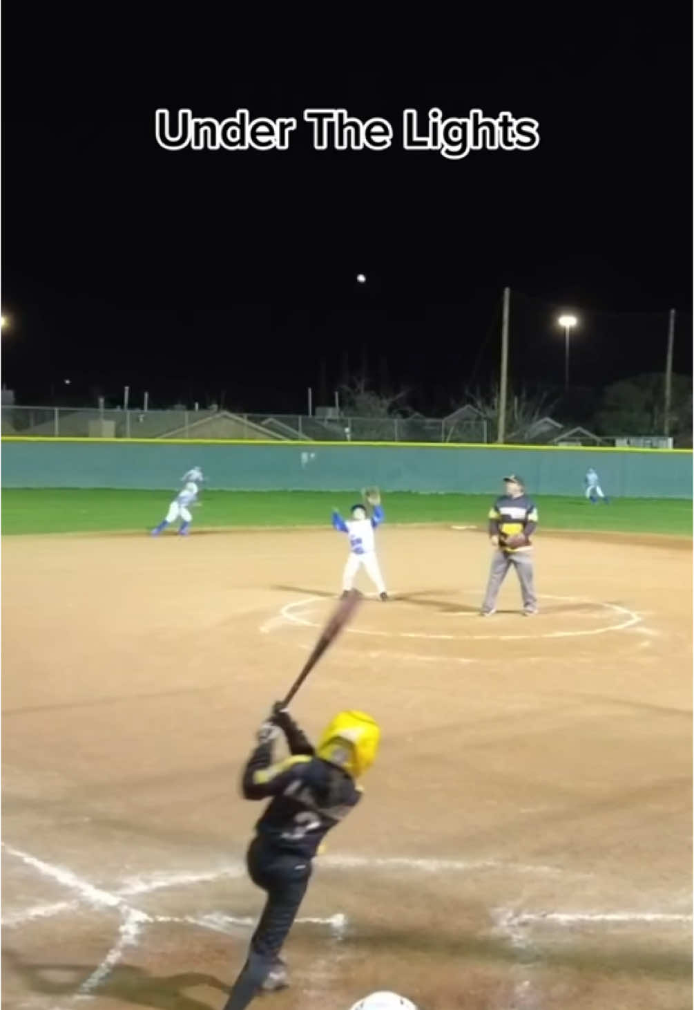 #nighthits #underthelights #baseball #baseballhighlights #hitting  