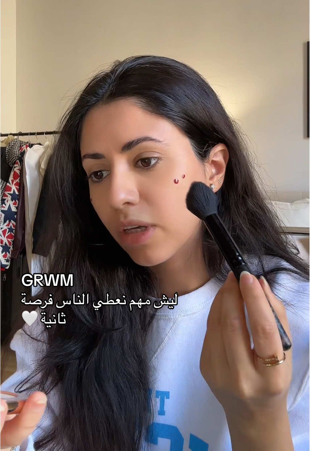 أهمية التعاطف مع الناس ومحاولة التفاهم مع المخطئ 🤍 #اكسبلورر #بودكاست #رمضان #grwm #makeup 