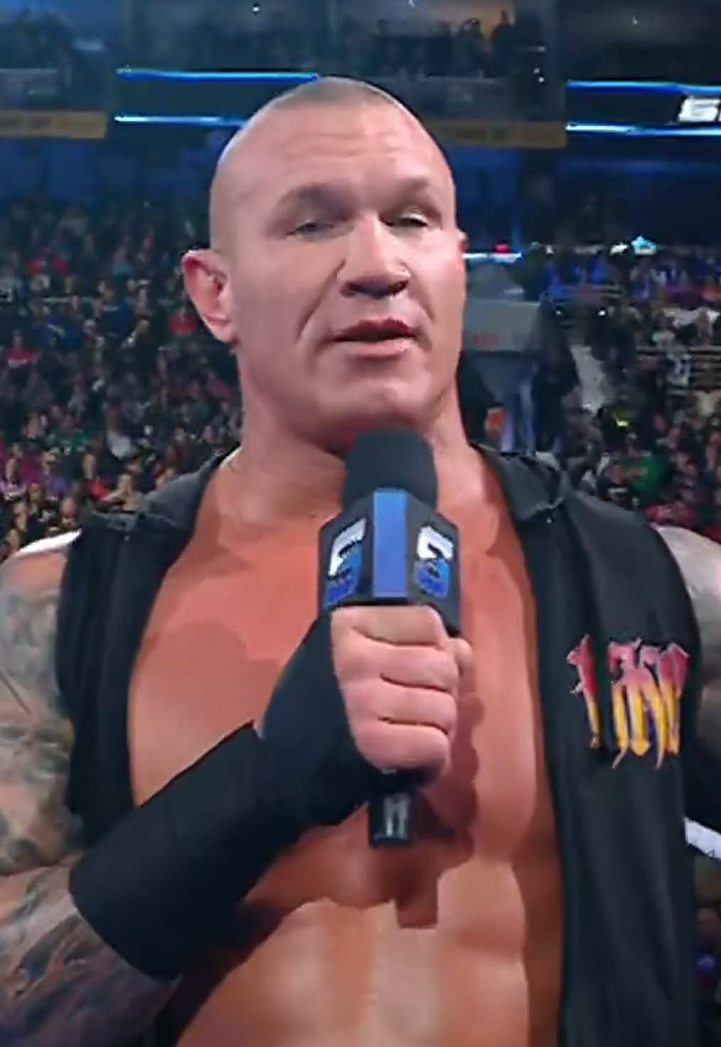 WHAT DID HE SAYYYY 😂😂 #WWE #RandyOrton #JohnCena #TheRock 