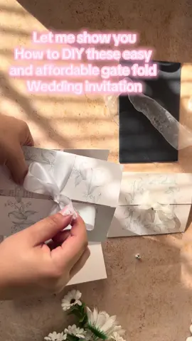 DIY easy and affordable gatefold Wedding, without using many equipment, #diyweddinginvitations#gatefoldinvitations#weddinginvitations#vintageinvitations 
