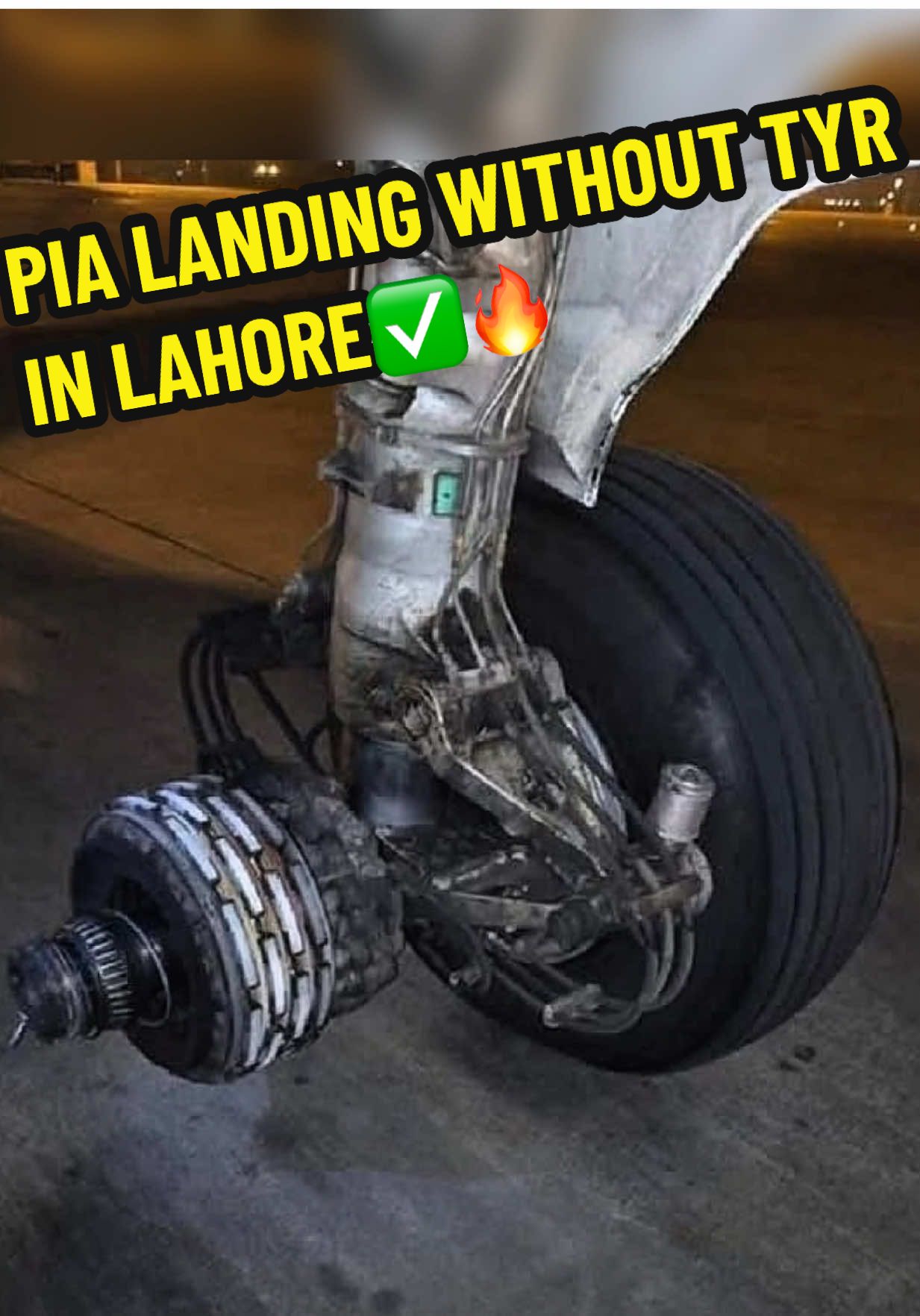 Pia landing withou tyre🔥✅#foryou #pialanding #pialandingwithouttyre #foryou #foryoupage #piapakistan #tiktokpakistan #pakistan #viralvideo #viral 