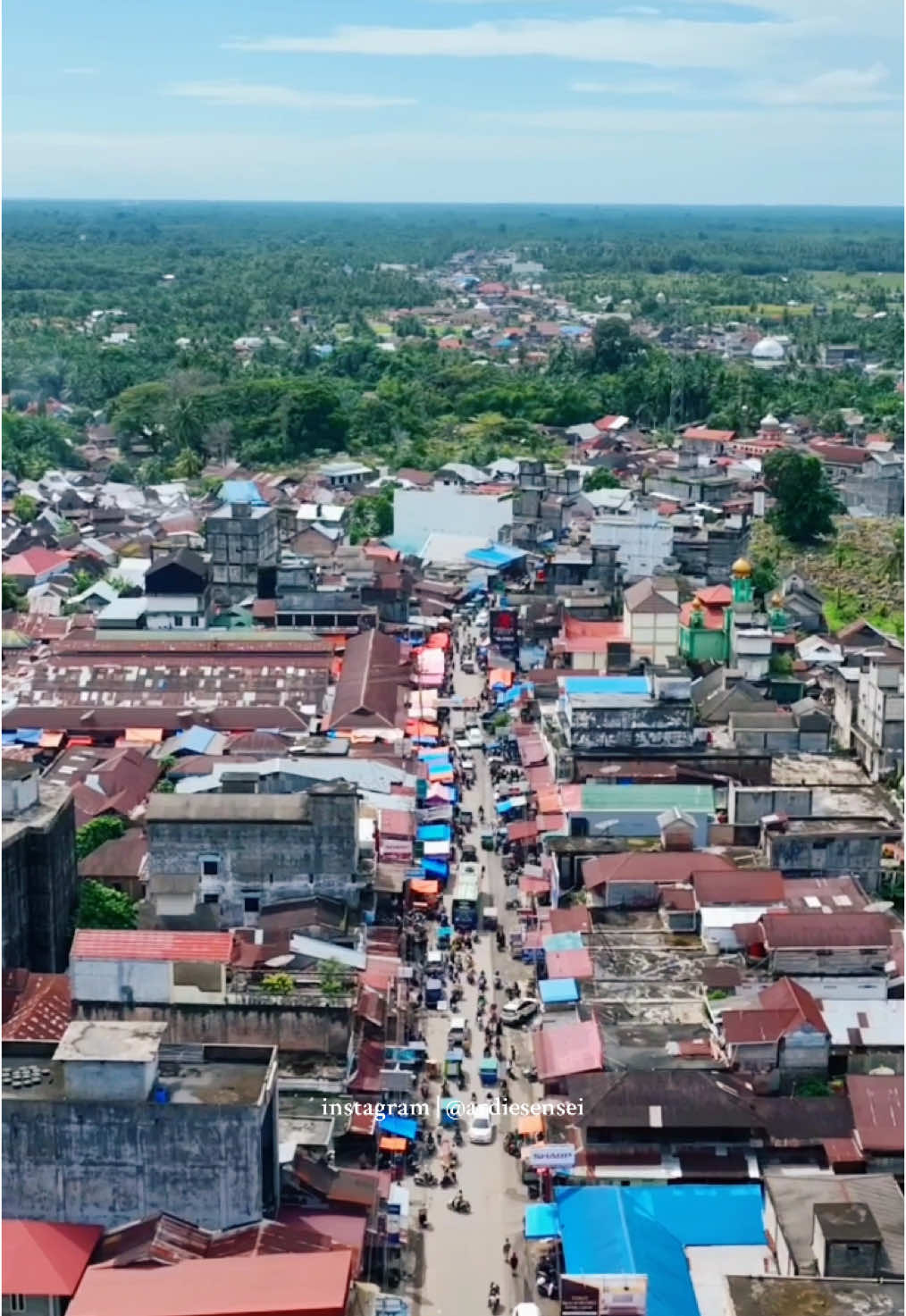 Kampuang sia ko sanak??? Lai pulang kampuang Rayo ko?? #sumaterabarat #pesonasumaterabarat #ujunggading #ujunggading_sumatrabarat #ranahminang #fypシ #fyp #fypage #alamminangkabau #pasamanbarat 