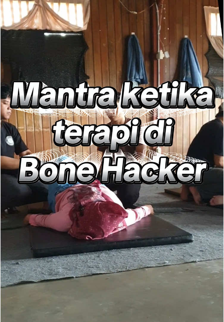 Mantra JENNIE kalo misal terapi di Bone Hacker😊💃🏻 Supaya pasiennya cepat sembuh😌🤲 📍Lokasi Pusat: Jl. Dr. Gumbreg RT 06 RW 05 (utara Fakultas Kedokteran Unsoed), Kel. Mersi, Kec. Purwokerto Timur. 📍Lokasi Cabang: Semarang, Pekalongan, Purbalingga, Pemalang, Wonosobo, Batang, Kedungreja, Cilacap. #bonehacker #purwokerto #pekalongan #purbalingga #semarang #wonosobo #batang #cilacap #pemalang #kedungreja #kretek #sarafkejepit #migrain #dislokasi #frozenshoulder #nyeripinggang #nyeripunggung #cederaolahraga #chiropractic #pijatkretek #kretekabalabal #relaksasi #purwokertosehat #kretekpurwokerto #trending #viral #instagram #trend #explorepage 